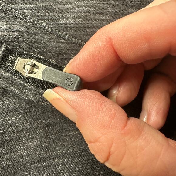 Lululemon Gray Patchwork Leggings Zip Pocket Yoga Pants 8 - Picture 8 of 9